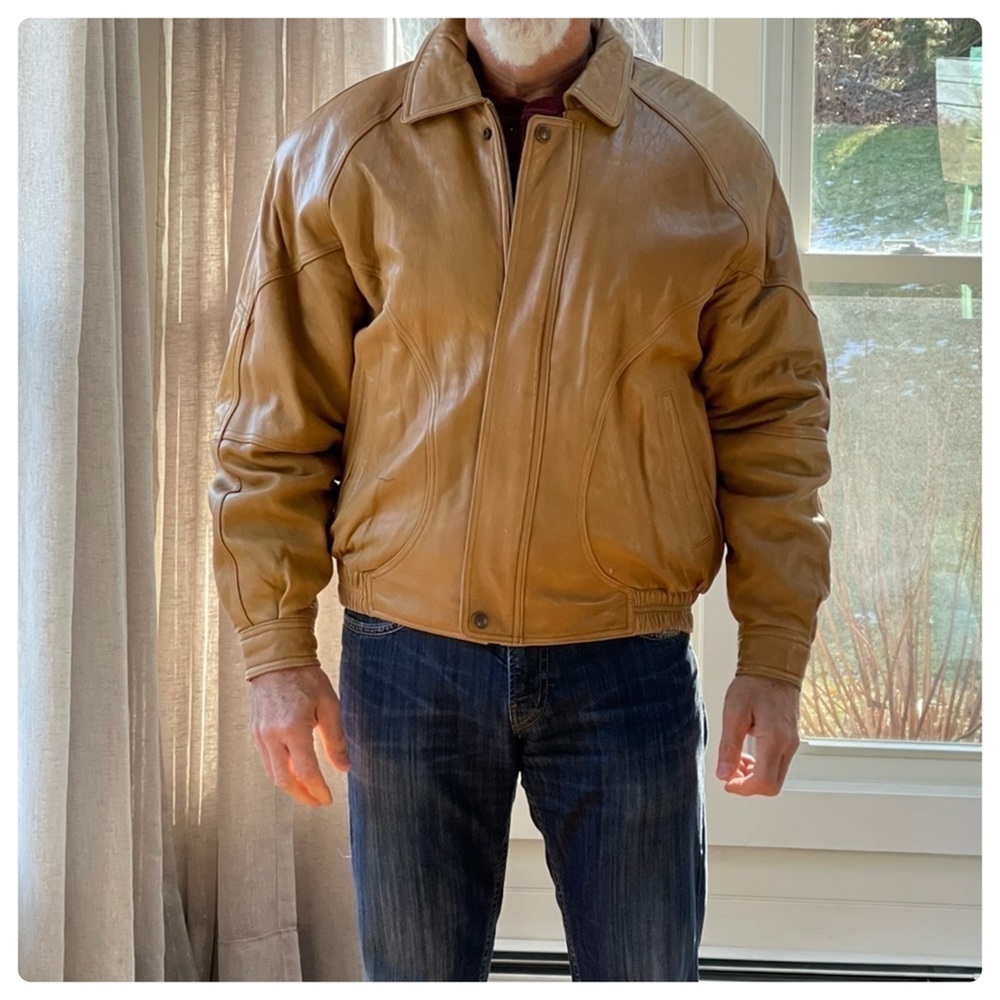 Vintage Bellavia Tan Leather Bomber Jacket - Picture 9 of 13